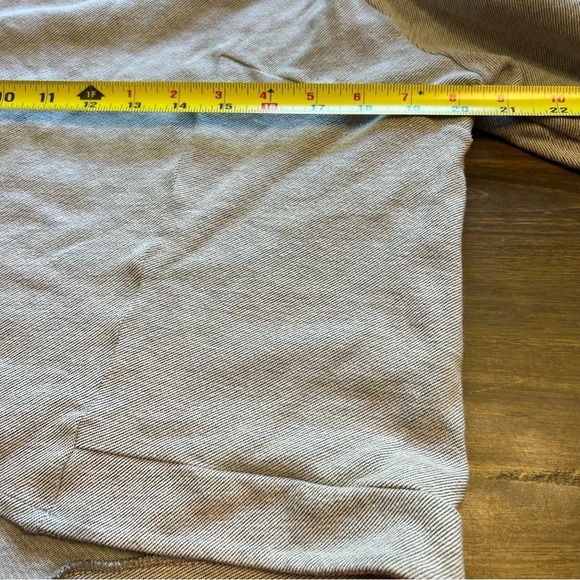 Les Lunes Gray Mock Neck Sweater Top Lightweight Organic Cotton Boxy Short Crop - Picture 6 of 7